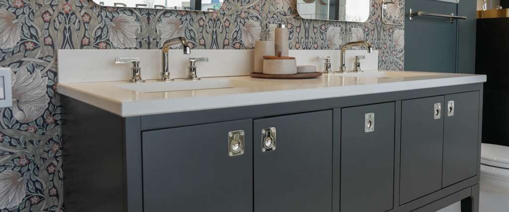 Vanité Kohler exposée chez Thalassa Laval